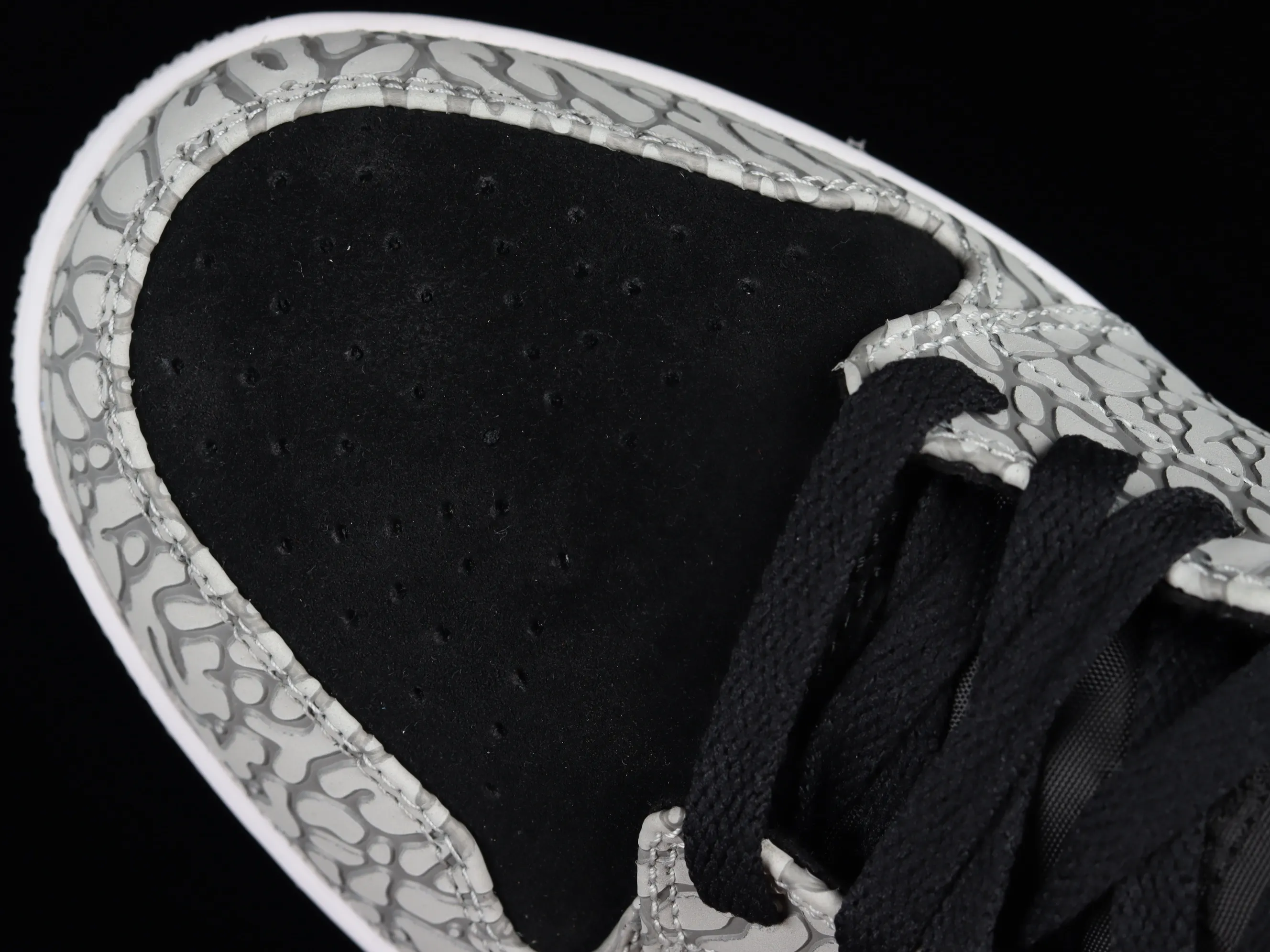 All categories Air Jordan Jordan series basketball shoes Air Jordan 1 Mid Air Jordan 1 Mid "Elephant Toe" AJ1 Joe 1 black and gray crackle pattern DM1200-016